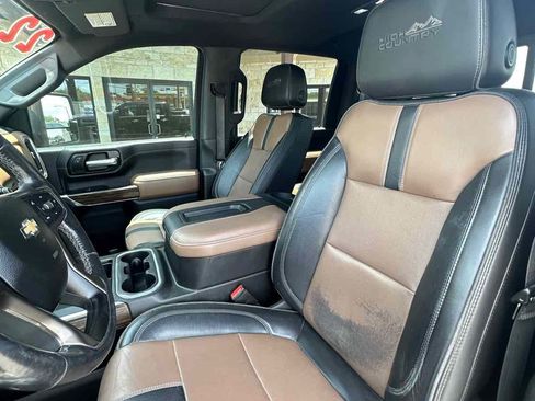 Used 2022 Chevrolet Silverado 2500 High Country w/ Safety Package II AWD/4WD image 11