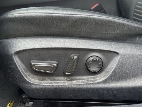 Used 2023 Toyota Camry SE FWD image 25