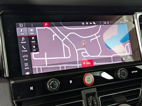 New 2026 Porsche Macan S image 33