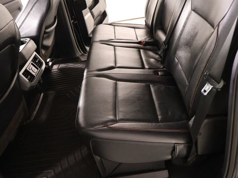 Used 2023 Ford F250 Lariat w/ Sport Appearance Package AWD/4WD image 13