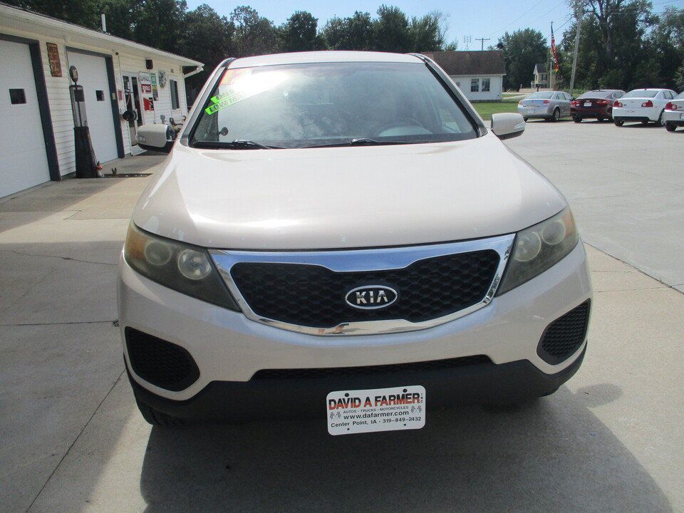 Used 2012 Kia Sorento FWD w/ Third Row Pkg image 18