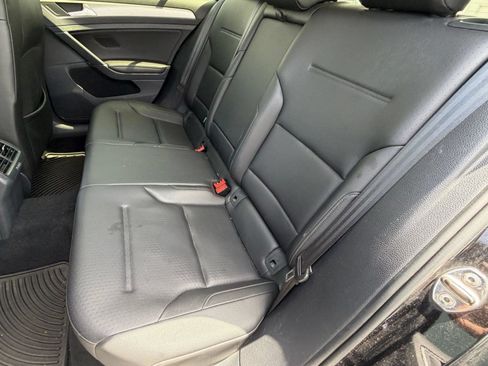 Used 2016 Volkswagen Golf SE FWD image 20