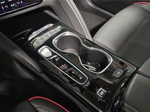Used 2023 Buick Envision Essence w/ Sport Touring Package image 21