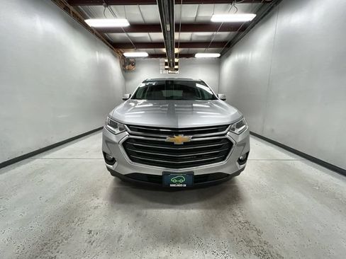 Used 2019 Chevrolet Traverse LT AWD/4WD image 3