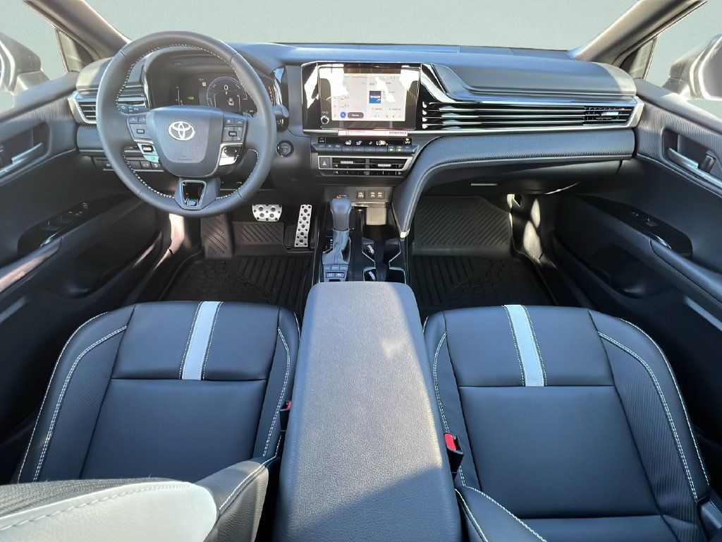 Used 2026 Toyota Camry SE w/ Convenience Package FWD image 10
