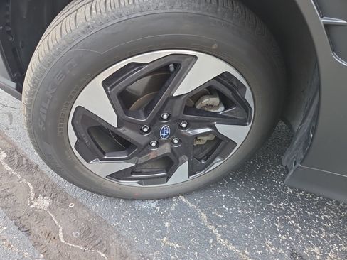 Certified 2026 Subaru Crosstrek 2.5i Limited w/ Crosstrek Mirror Package AWD/4WD image 15