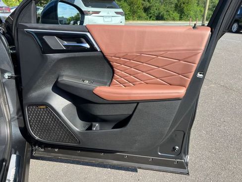 New 2026 Mitsubishi Outlander SEL image 32