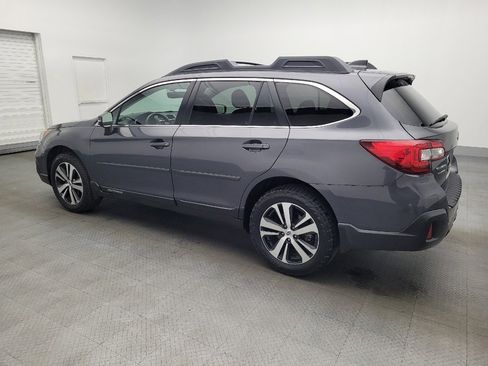 Used 2019 Subaru Outback 3.6R Limited image 3