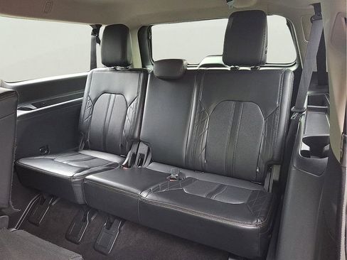 Used 2019 Ford Expedition Max Platinum AWD/4WD image 8