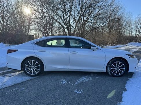 Used 2019 Lexus ES 350 w/ Premium Package image 4