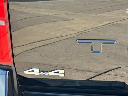 Certified 2025 Toyota Tacoma SR5 image 34