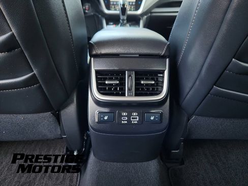 Used 2023 Subaru Outback Limited AWD/4WD image 22
