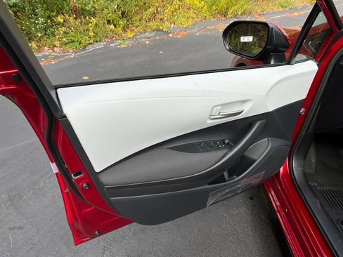 New 2026 Toyota Corolla SE w/ SE Package image 11