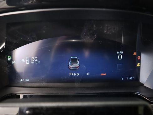 New 2025 Lincoln Corsair Reserve w/ Equipment Group 202A image 4