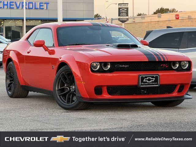 Used 2022 Dodge Challenger R/T Scat Pack RWD image 2