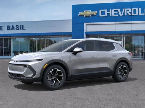 New 2026 Chevrolet Equinox EV LT FWD image 2