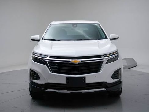 Used 2024 Chevrolet Equinox LT AWD/4WD image 12