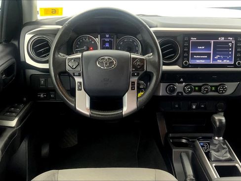 Used 2020 Toyota Tacoma SR5 image 5