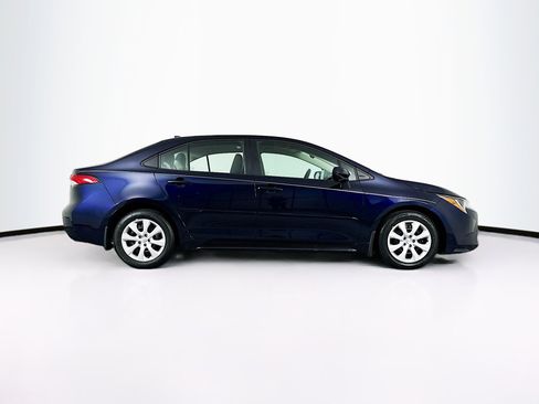 Used 2025 Toyota Corolla LE FWD image 10