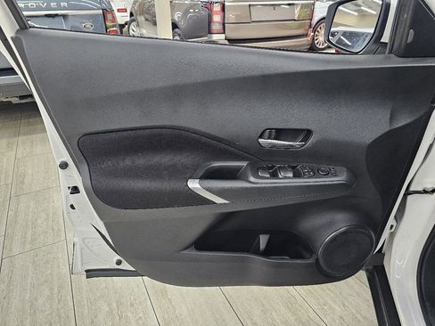 Used 2024 Nissan Kicks SV image 32