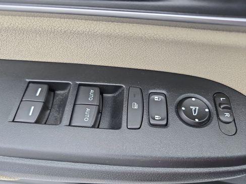 Used 2020 Honda CR-V EX image 27