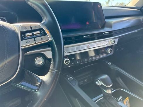 Used 2023 Kia Telluride S AWD/4WD image 6
