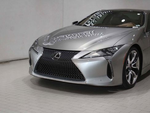 Used 2018 Lexus LC 500 Coupe RWD image 2