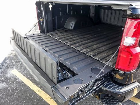 New 2026 Chevrolet Silverado 1500 High Country image 8