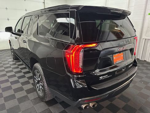 Used 2023 GMC Yukon XL AT4 w/ AT4 Premium Package AWD/4WD image 7