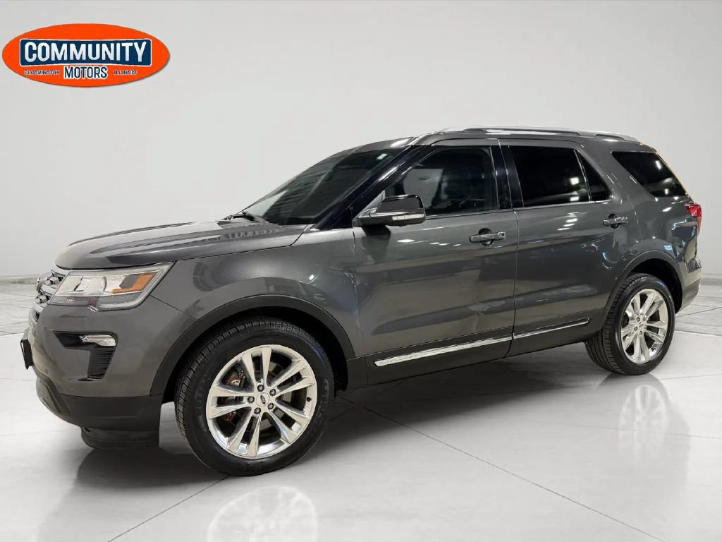 Used 2018 Ford Explorer XLT w/ Equipment Group 202A AWD/4WD image 2