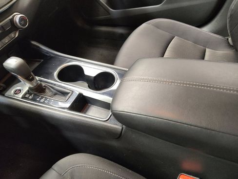 Used 2024 Nissan Altima 2.5 SV image 26