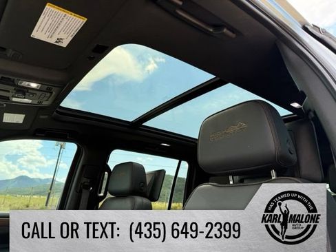 Used 2024 Chevrolet Suburban High Country w/ Advanced Technology Package AWD/4WD image 26