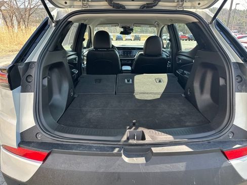 Used 2023 Chevrolet Bolt EUV Premier w/ Redline Edition FWD image 22