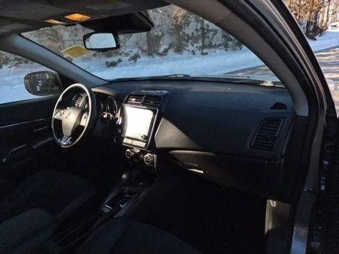 Used 2022 Mitsubishi Outlander Sport AWD image 11