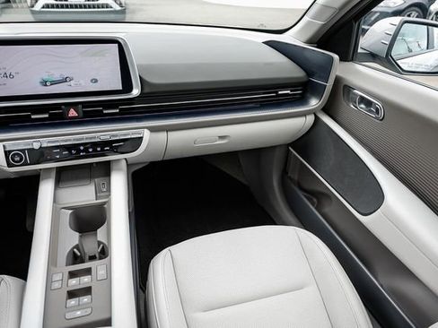 Certified 2025 Hyundai Ioniq 6 SEL image 18