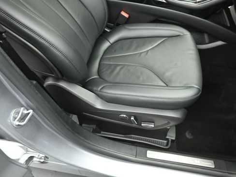 Certified 2023 Lincoln Nautilus Reserve w/ Equipment Group 202A image 32