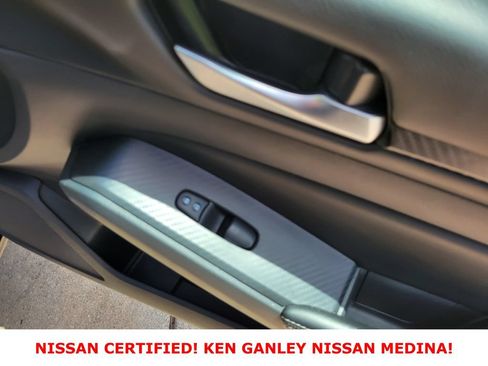 Certified 2025 Nissan Altima 2.5 SV FWD image 49