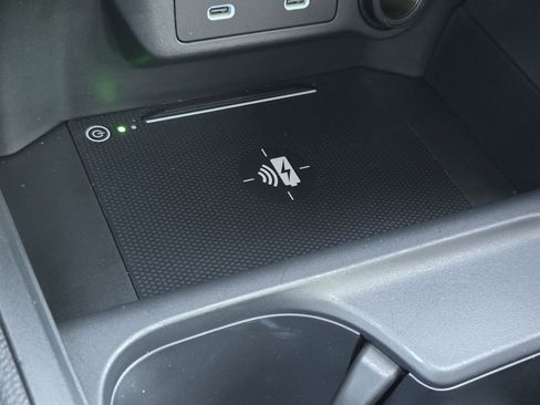 Certified 2025 Acura ADX Base image 26