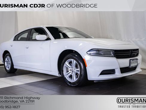 Used 2022 Dodge Charger SXT image 1