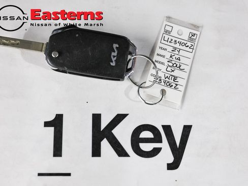 Used 2024 Kia Soul LX w/ Option Group 015 FWD image 24