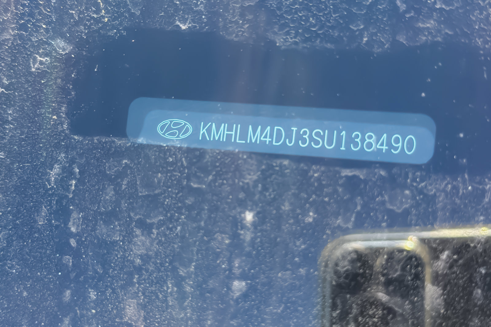 Used 2025 Hyundai Elantra Hybrid FWD image 3