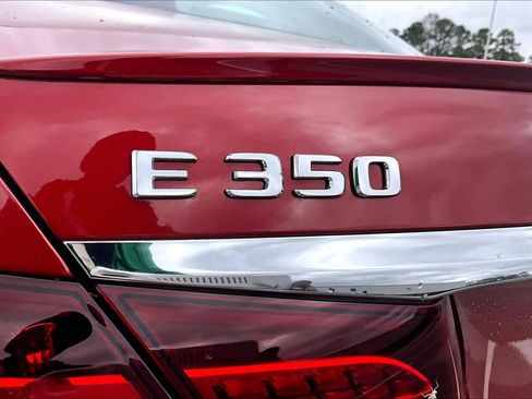 Used 2023 Mercedes-Benz E 350 Sedan image 9