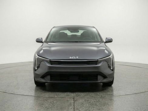 Used 2025 Kia K4 FWD image 2