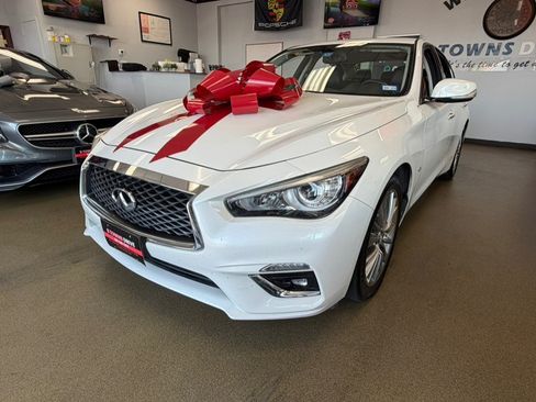 Used 2018 INFINITI Q50 Luxe AWD/4WD image 7