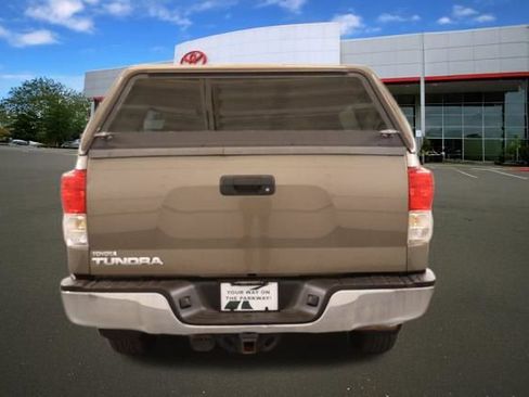 Used 2011 Toyota Tundra 2WD Double Cab w/ Tow Pkg image 4