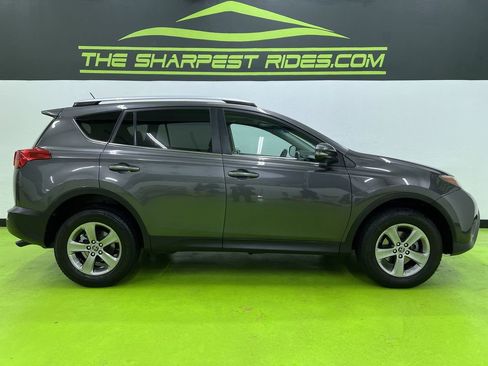 Used 2015 Toyota RAV4 XLE FWD image 11