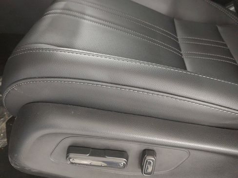 Used 2026 Honda HR-V EX-L image 3