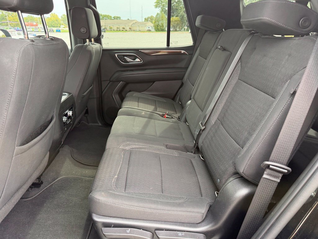 Used 2022 GMC Yukon SLE w/ Gmc Pro Safety Plus Package AWD/4WD image 17
