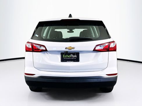 Used 2020 Chevrolet Equinox LS image 7