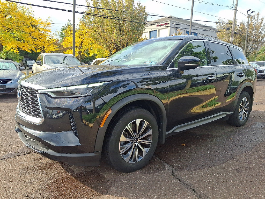 Certified 2023 INFINITI QX60 Pure AWD/4WD image 3